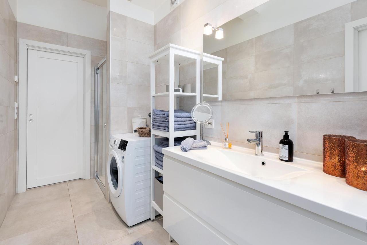 Stylish Apartment With Beautiful Views Of The River, Beach Nearby Кристиансан Екстериор снимка