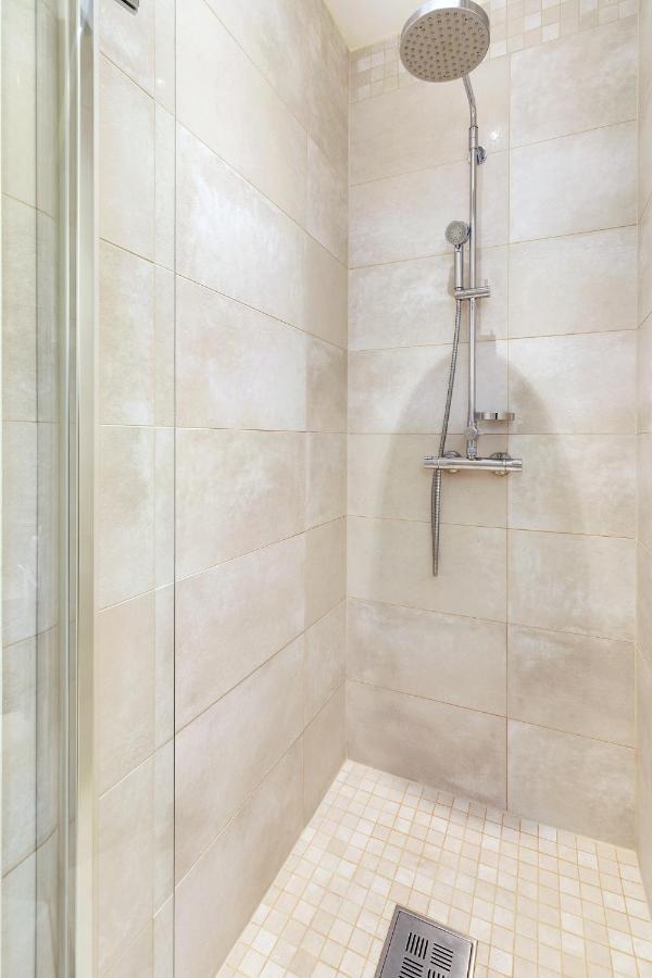Stylish Apartment With Beautiful Views Of The River, Beach Nearby Кристиансан Екстериор снимка